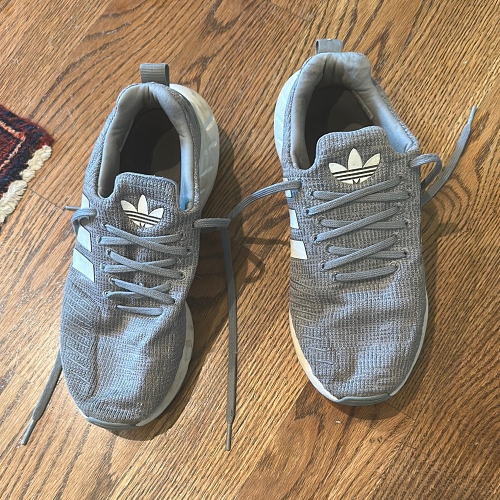 Adidas Gray Knit Sneakers - Trefoil Logo